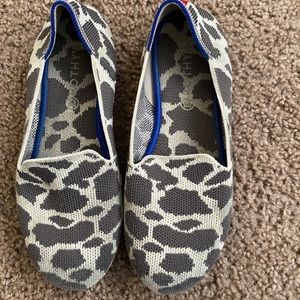 🛑SOLD🛑 Child Size Rothy’s 🐮